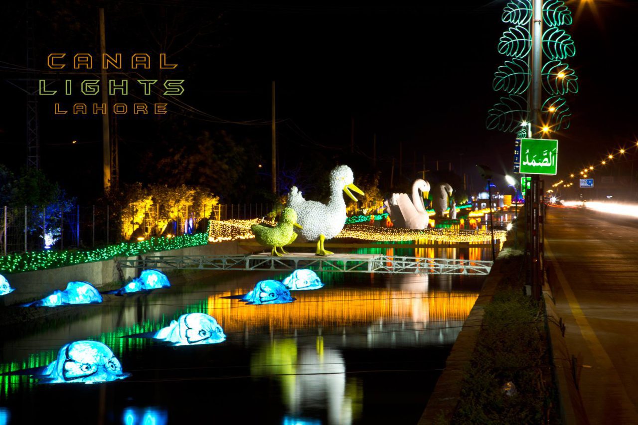 canal-lights-lahore